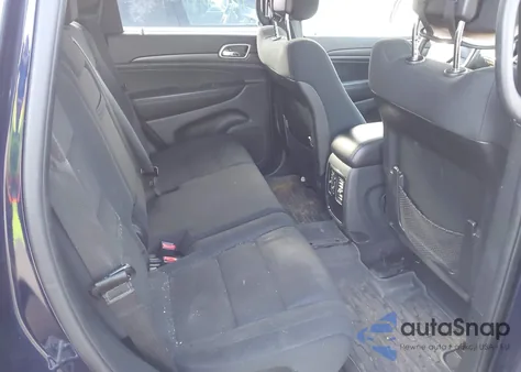 2017 Jeep Grand Cherokee Laredo 4X4 z USA, uszkodzony, nr VIN 1C4RJFAGXHC755850